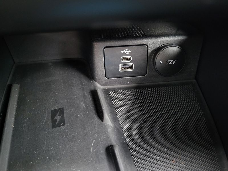 Ford Focus 1.0 EcoBoost mHEV Active X - fotka 17 z 46