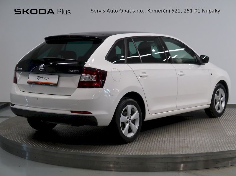 Škoda Rapid (2015) AMBITION 1.2TSI 77KW PANORAMA - fotka 2 z 28