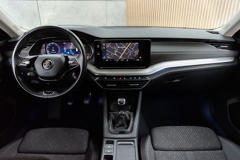 Škoda Octavia 2.0 TDI KAMERA*KESSY*ACC*DPH* - fotka 7 z 39