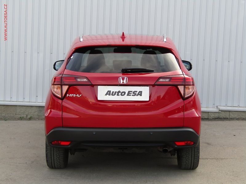 Honda HR-V (2017) 1.5 i-VTEC, ČR, AT - fotka 5 z 20