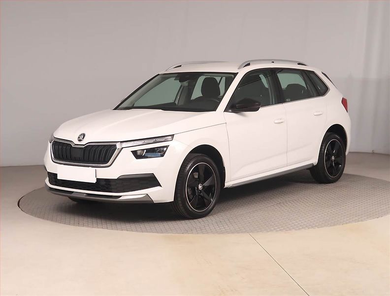 Škoda Kamiq (2021) Style 1.0 TSI, Serv.kniha - fotka 2 z 19