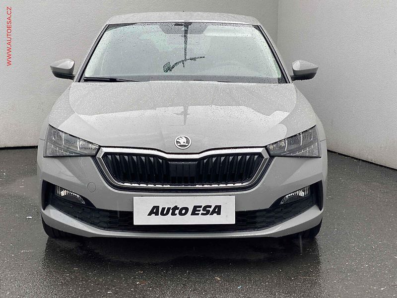 Škoda Scala (2019) 1.0 TSi, 1.maj,ČR, Ambition - fotka 2 z 18
