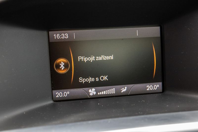 Volvo S60 (2011) 2011 149kW FWD - fotka 15 z 28