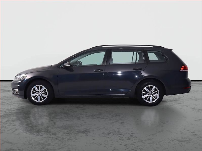 Volkswagen Golf (2018) 1.6 TDI, Serv.kniha, Tempomat - fotka 3 z 21
