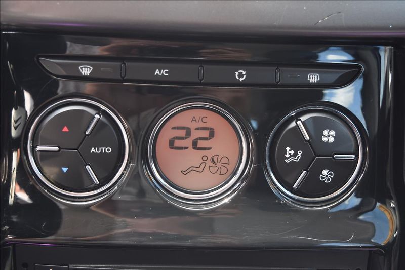 Citroën C3 1,2 i 60KW NÍZKÉ KM ALU PO STK - fotka 36 z 42
