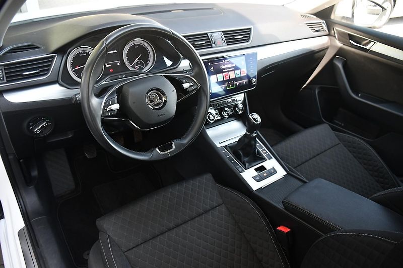 Škoda Superb 1.5TSi 110kW MT CARPLAY  - fotka 10 z 51