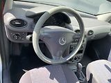 Mercedes-Benz Třídy A (2003) 1.4i 140, AC - náhled 11