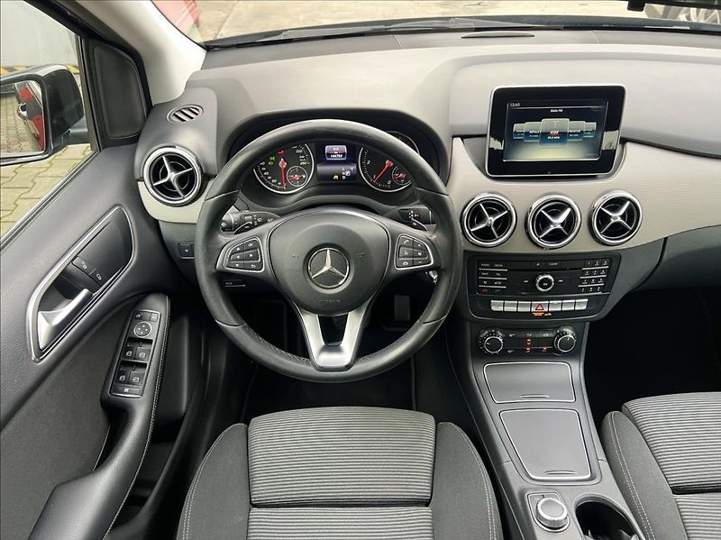 Mercedes-Benz Třídy B 180 CDI / 7G-DCT - fotka 21 z 41
