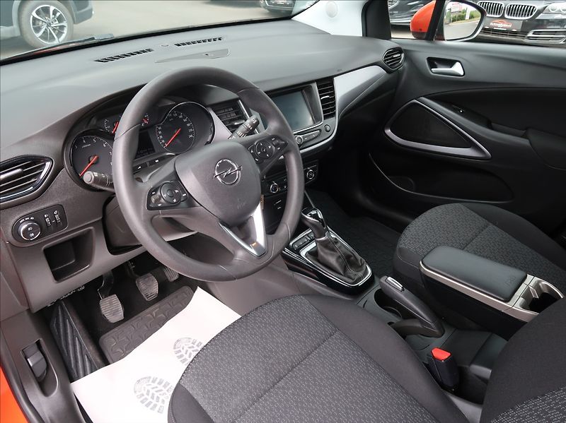 Opel Crossland X 1,2 i,61kW,1majČR,Serv.kn. - fotka 9 z 25