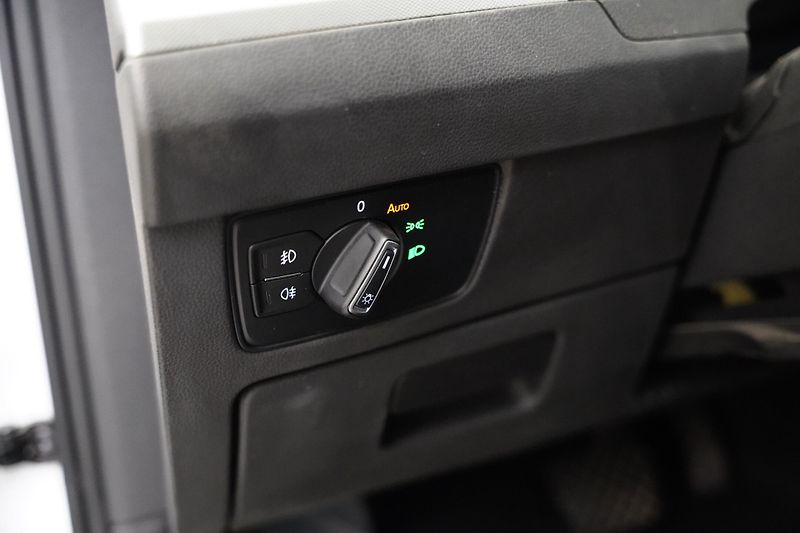 Volkswagen Passat - fotka 13 z 30