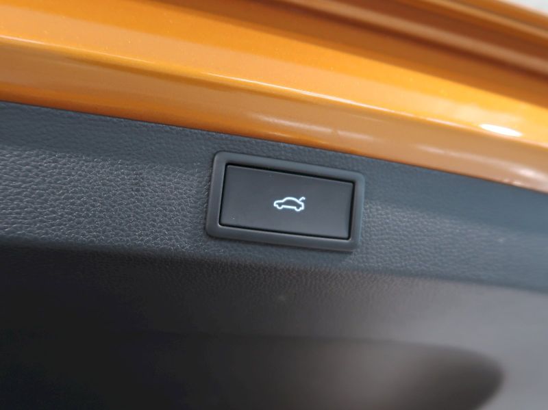 Škoda Karoq (2026) SPORTLINE 2.0TSI 140KW DSG - fotka 41 z 42