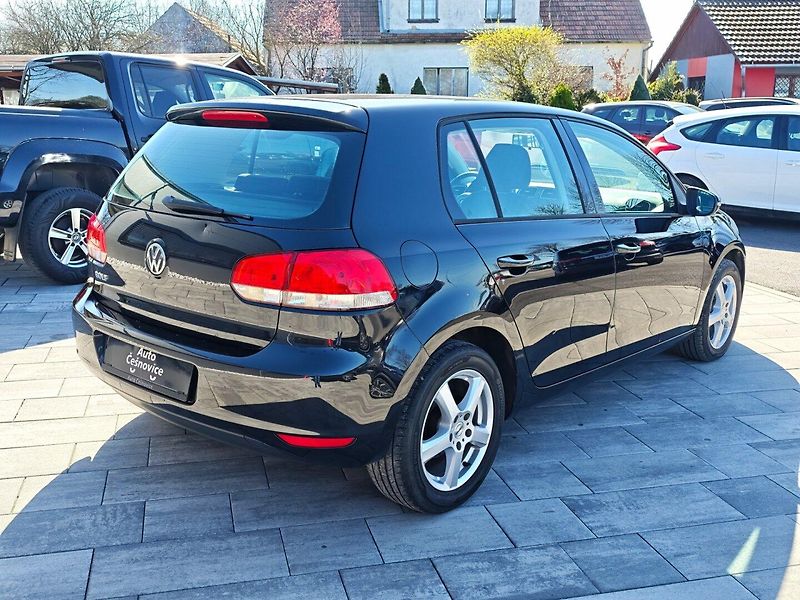 Volkswagen Golf (2009) 1,4i 16v 59 Kw Trend - fotka 6 z 30