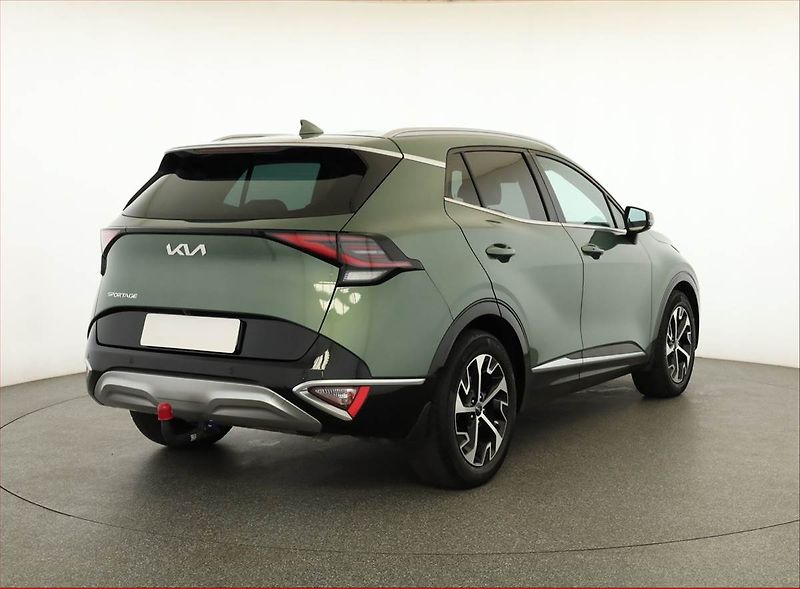 Kia Sportage (2022) 1.6 T-GDI - fotka 5 z 21