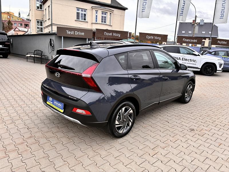 Hyundai Bayon 1.2i 62kW PLAY ČR REZERVACE - fotka 7 z 31