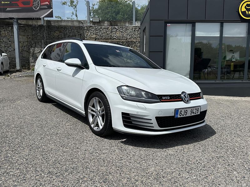 Volkswagen Golf (2016) Volkswagen Golf 2016 - fotka 1 z 19