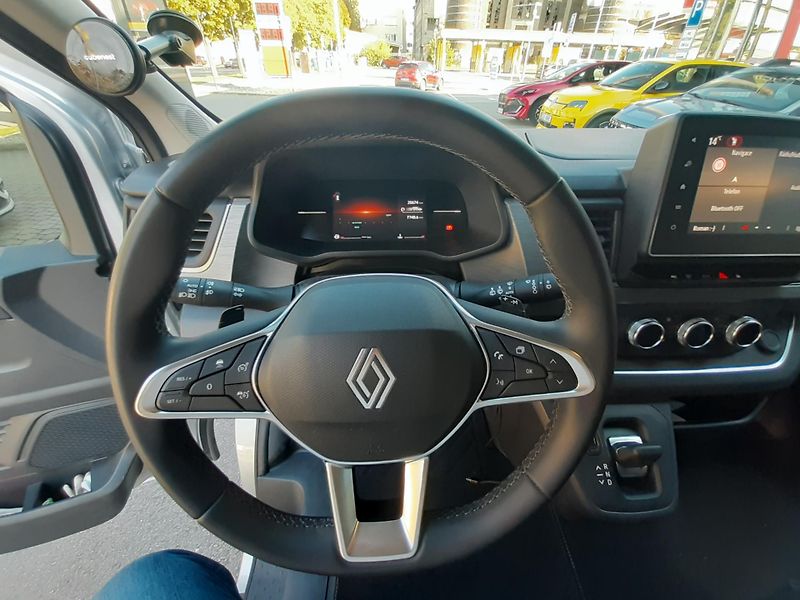 Renault Trafic (2025) L2 SpaceClass Blue dCi 170 EAG - fotka 8 z 25