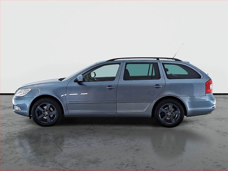 Škoda Octavia (2011) 2.0 TDI, Serv.kniha, Xenony - fotka 3 z 16