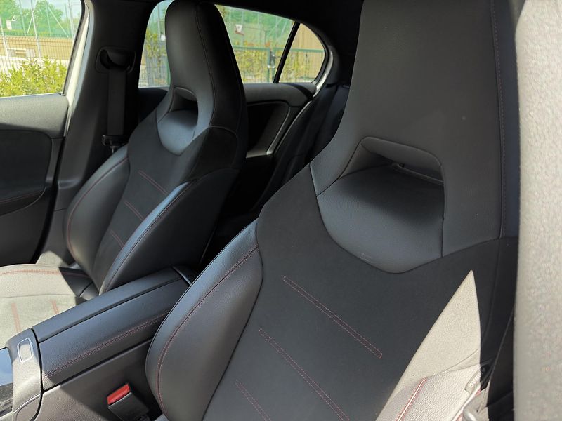 Mercedes-Benz Třídy A (2019) 180d / AMG line / automat - fotka 18 z 24