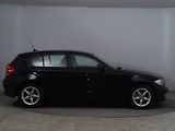 BMW Řada 1 (2009) 118d - náhled 6