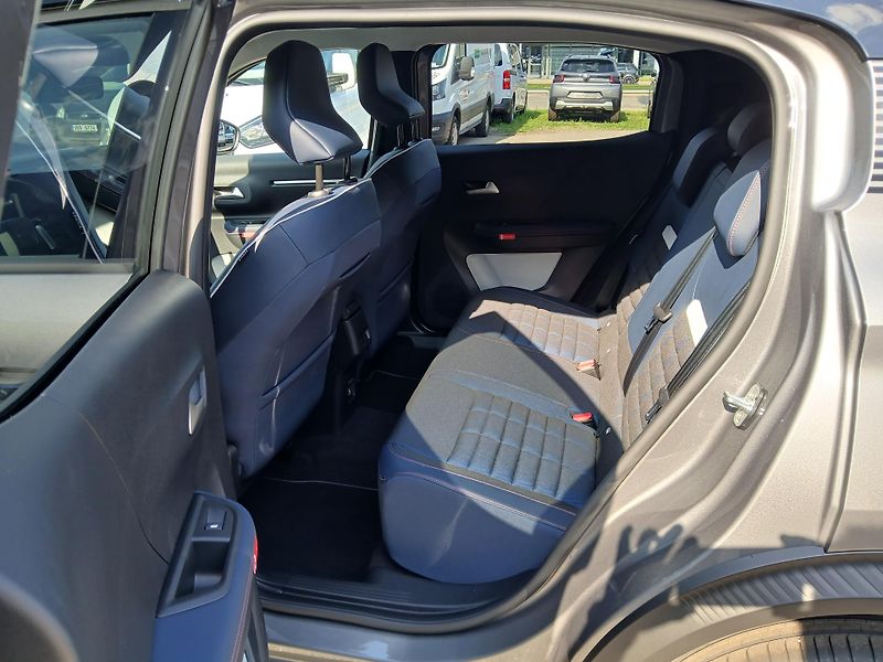 Citroën C3 Aircross (2026) COLLECTION Hybrid 145 k - fotka 11 z 29