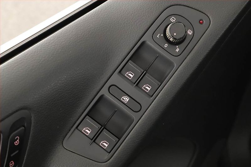 Volkswagen Tiguan (2008) 1.4 TSI, 4X4, Xenony - fotka 15 z 19