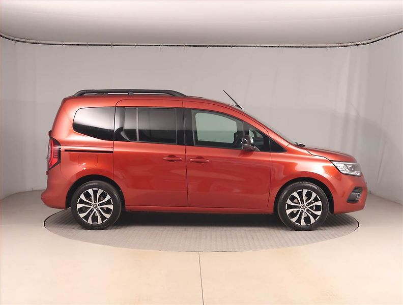 Renault Kangoo (2023) Techno 1.5 dCi, 5Míst, ČR - fotka 6 z 18