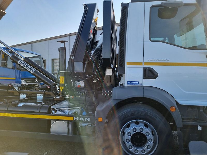 MAN TGM 18.290 TRAKTOR RUKA KONTEJNER  - fotka 8 z 12