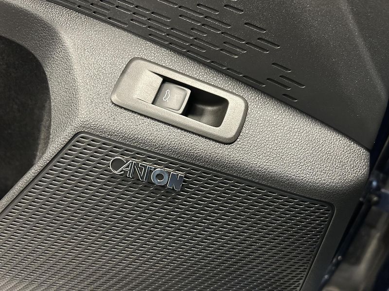 Škoda Octavia (2023) 2.0TDi DSG 4x4 Styl LED HUD TZ - fotka 14 z 34
