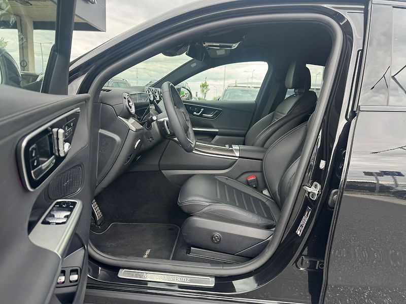 Mercedes-Benz GLC 300e 4MATIC coupe - fotka 11 z 20