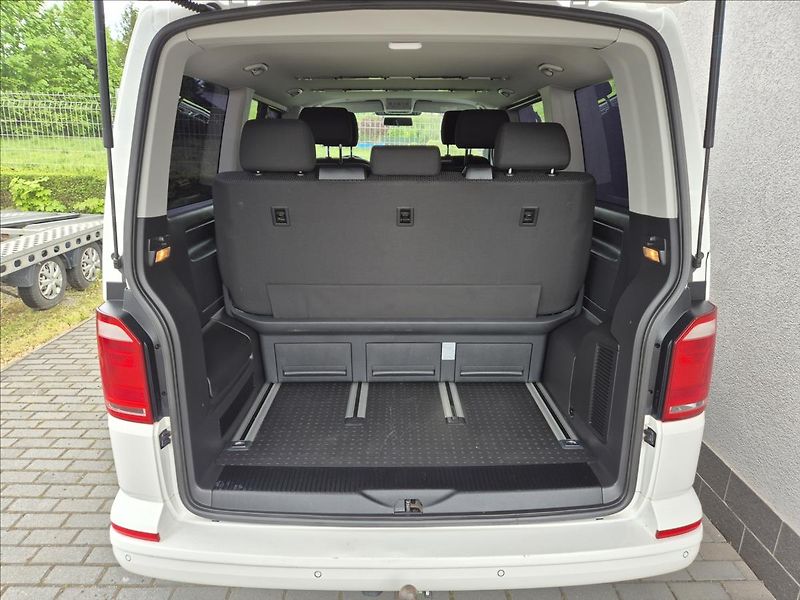 Volkswagen Multivan (2016) 2,0 TDI DSG 110Kw Webasto - fotka 14 z 39