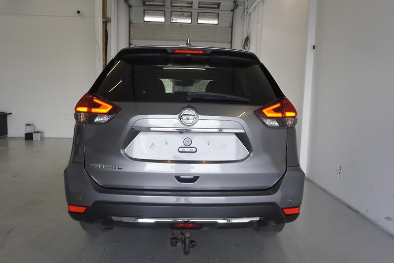 Nissan X-Trail  DIG-T 1,3i TEKNA  AUTOMAT - fotka 9 z 32