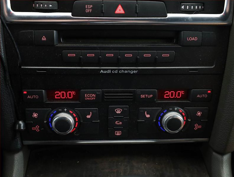 Audi Q7 (2006) 4.2 FSI , LPG, 4X4, Automat - fotka 13 z 18