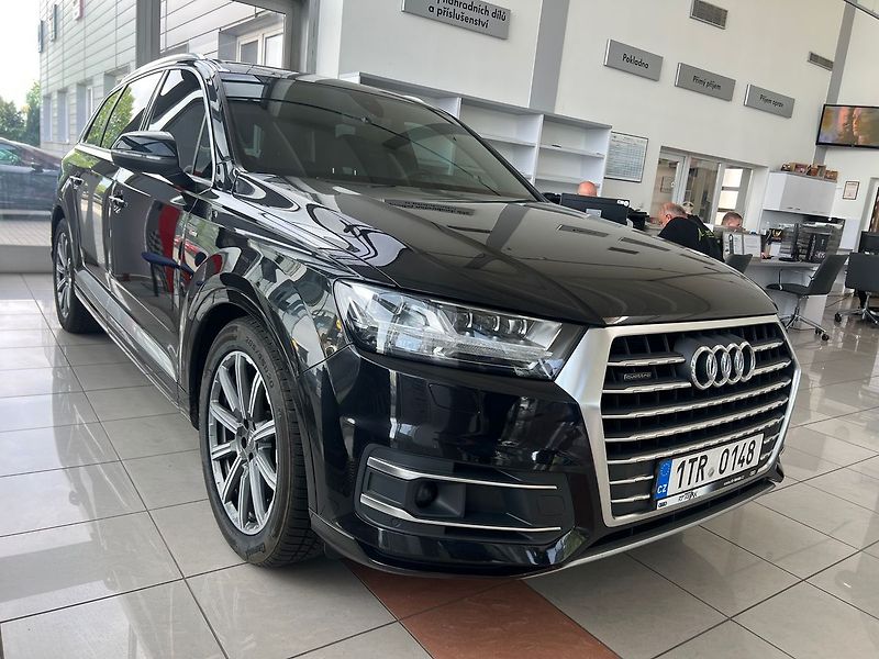 Audi Q7 S-line  50TDI 210kW - fotka 2 z 21