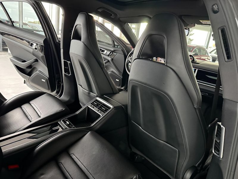 Porsche Panamera 4S 324kW*Chrono*Webasto*Panora - fotka 18 z 47