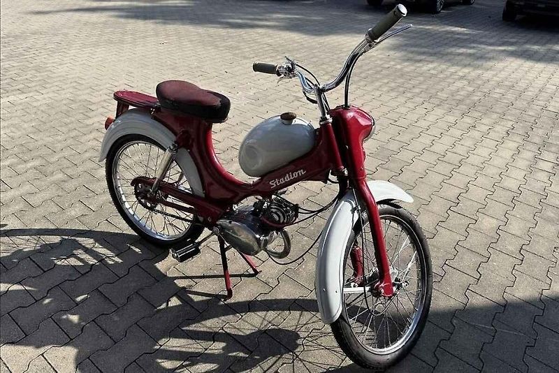 Jawa Stadion S22.