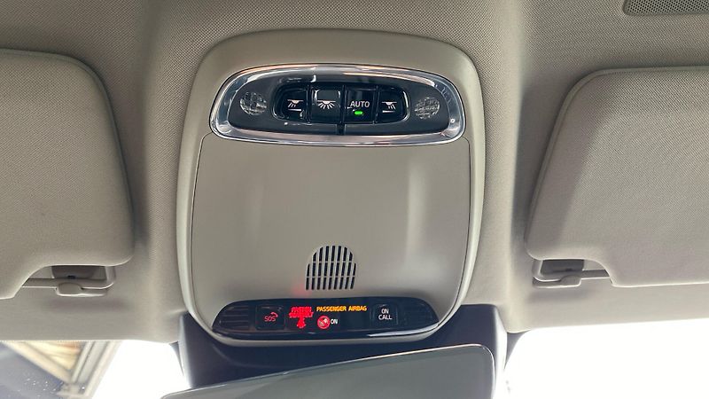 Volvo V90 Cross Country, D5 AWD Drive-E, - fotka 9 z 32