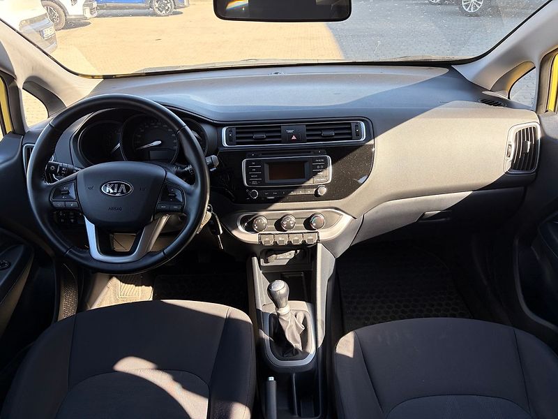 Kia Rio 1.25 CVVT 61kW Comfort - fotka 8 z 9