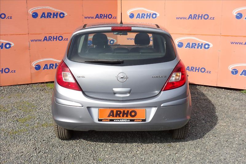 Opel Corsa 1,2 i, ČR, SERVIS.KN., KLIMA. - fotka 6 z 33