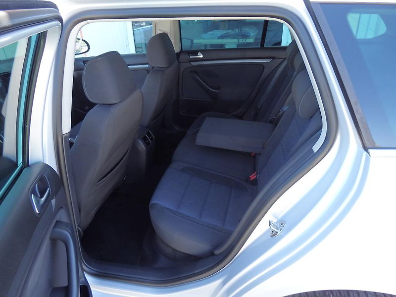 Volkswagen Golf Variant VI 1.2 TSI 77 kW STYLE, KLIMA - fotka 7 z 25