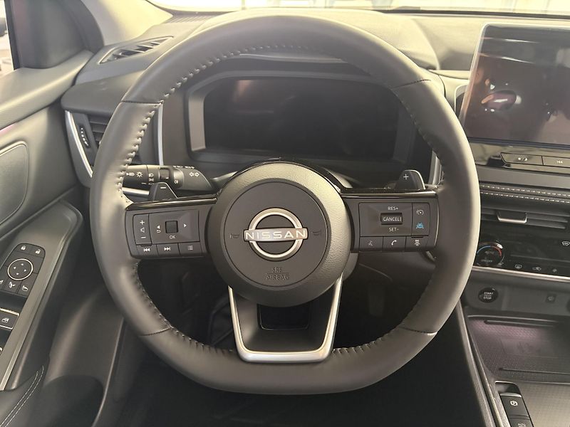 Nissan Qashqai (2026) 1,3 116kW 2WD AT CCS karta!!! - fotka 4 z 12