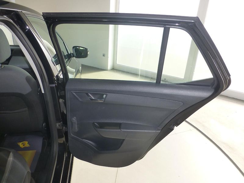 Škoda Fabia (2016) 1,2i-66KW*KLIMA**VYHŘ.SEDADLA* - fotka 18 z 22