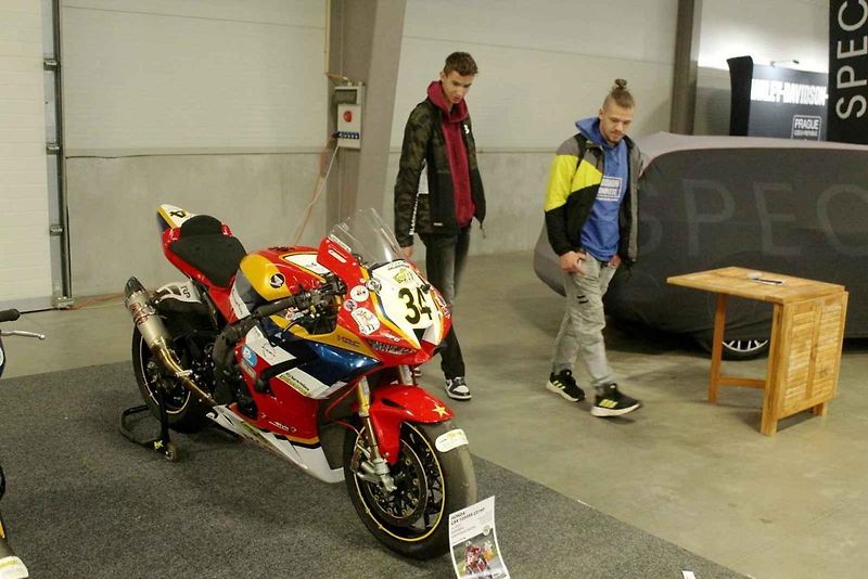 Autosalon Kola 2023 v Lysé v pátek 3. listopadu.