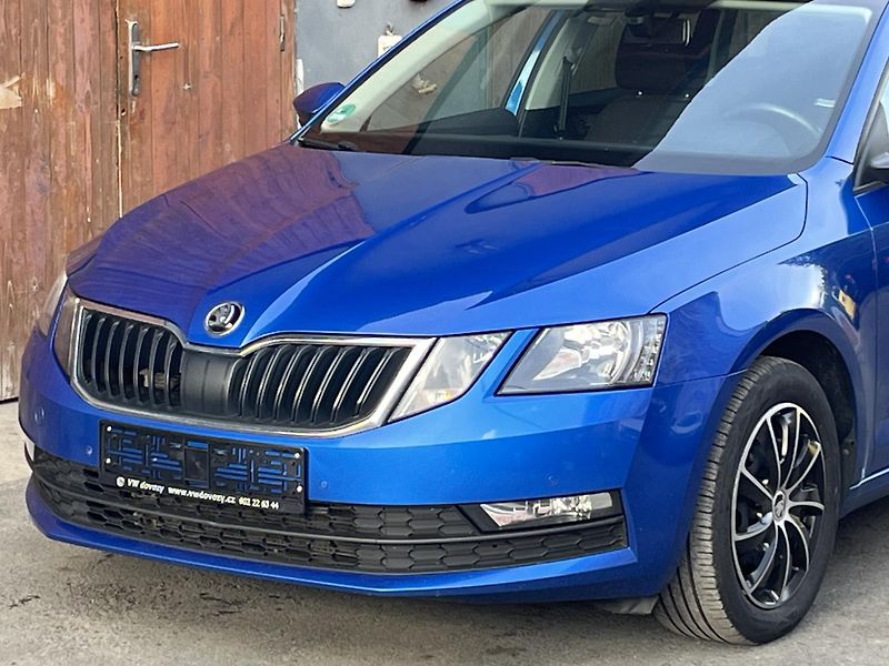 Škoda Octavia (2020) 2,0TDi DSG - fotka 2 z 23
