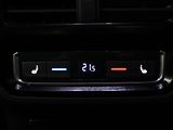 Volkswagen Arteon 2,0 TSI 200kW 4MOT R-Line DSG - náhled 30