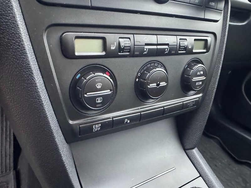 Škoda Octavia (2005) 1,9TDI 77KW TAŽNÉ BEZ DPF 1MAJ - fotka 32 z 48