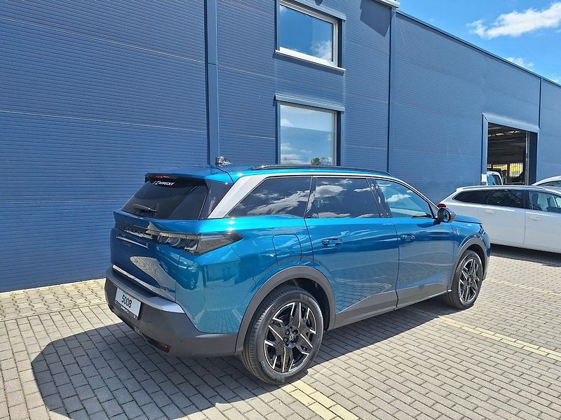 Peugeot 5008 (2026) GT Hybrid 145 e-DCS6 SUMMER B - fotka 7 z 18