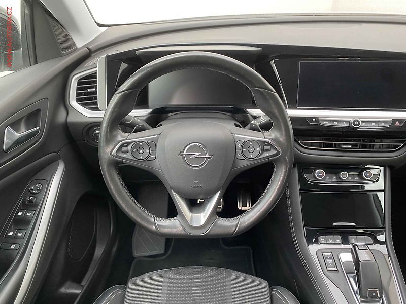 Opel Grandland (2023) 1.5 CTDi, Elegance, AT, +ALU - fotka 11 z 19