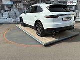 Porsche Cayenne (2019) 3.0, 250KW, 4x4, 360°, KEYLESS - náhled 8