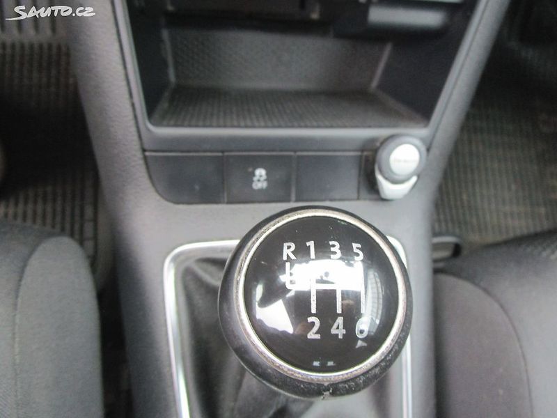 Volkswagen Golf Plus 1,2TSI - 77KW - NOVÝ OLEJ - fotka 16 z 23
