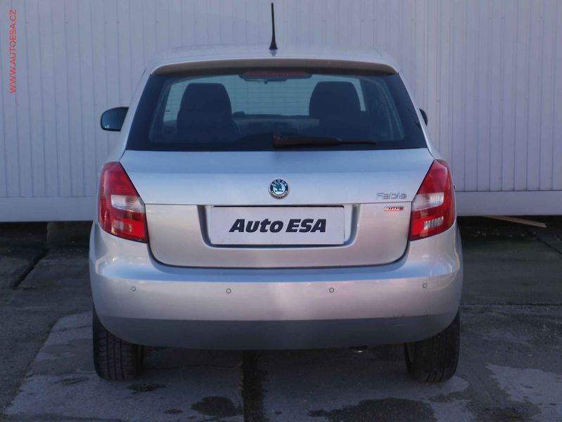 Škoda Fabia (2012) 1.2 12V, ČR, autoAC - fotka 5 z 14